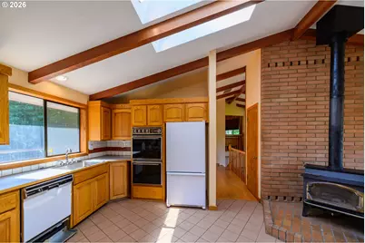 85465 Eagles Aerie Rd, Eugene, OR 97405 - Photo 8