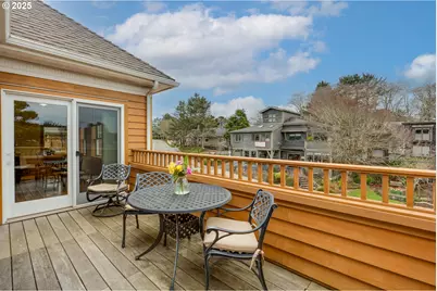 123 S Hemlock St #201, Cannon Beach, OR 97110 - Photo 18