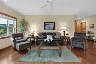 123 S Hemlock St, Cannon Beach, OR 97110 - Photo 28