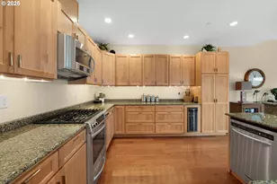 123 S Hemlock St, Cannon Beach, OR 97110 - Photo 22