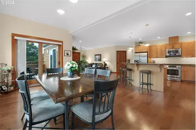 123 S Hemlock St #201, Cannon Beach, OR 97110 - Photo 26