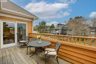 123 S Hemlock St, Cannon Beach, OR 97110 - Photo 16