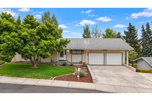 2106 SW Nye Ave, Pendleton, OR 97801 - Photo 2