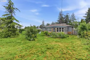 1729 Cottonwood Ave, Coos Bay, OR 97420 - Photo 28