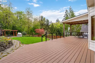 3327 SW Arnold Heights Ter, Portland, OR 97219 - Photo 38