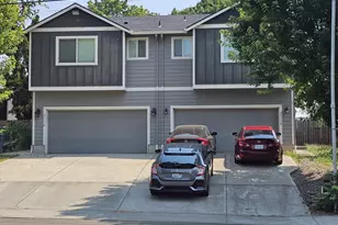 2917 Fruit Valley Rd, Vancouver, WA 98660 - Photo 2