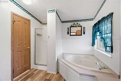 655 NE Burnett Rd #4, McMinnville, OR 97128 - Photo 22