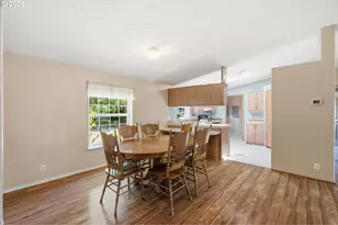 655 NE Burnett Rd, McMinnville, OR 97128 - Photo 12