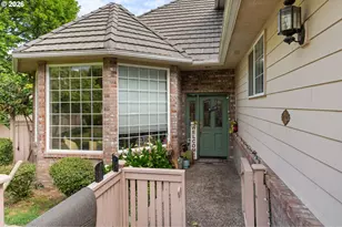367 Spyglass Dr, Eugene, OR 97401 - Photo 4