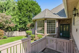 367 Spyglass Dr, Eugene, OR 97401 - Photo 4