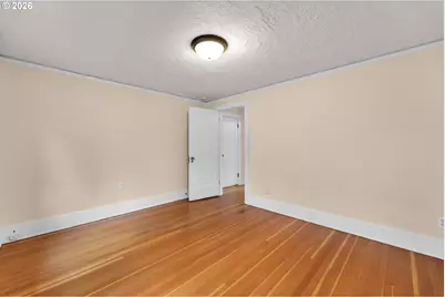 700 SE 61st Ave, Portland, OR 97215 - Photo 30