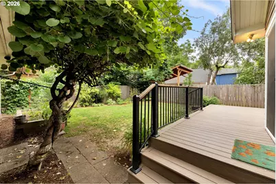700 SE 61st Ave, Portland, OR 97215 - Photo 44