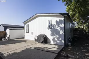 2000 Robins Lane SE, Salem, OR 97306 - Photo 24