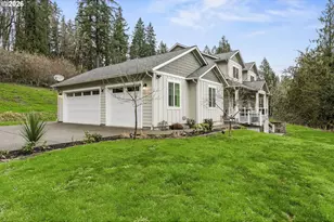 2549 Hazel Dell Rd, Castle Rock, WA 98611 - Photo 2