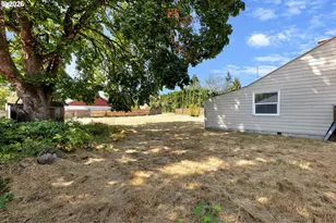 408 S Parkway Ave, Battle Ground, WA 98604 - Photo 26