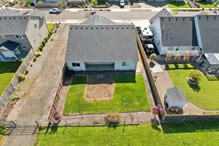 4722 Royal Dr, Albany, OR 97321 - Photo 4