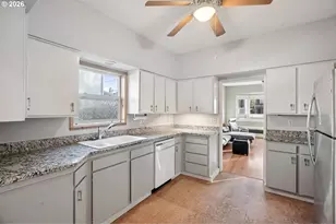 5325 N Montana Ave, Portland, OR 97217 - Photo 10