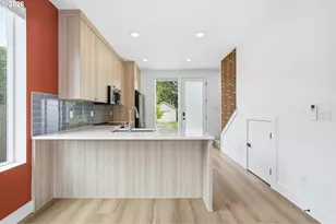 3122 N Hunt St, Portland, OR 97217 - Photo 10