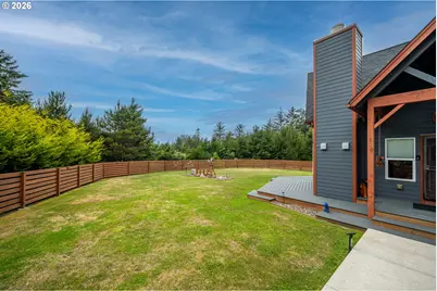 810 SW Wakeetum St, Waldport, OR 97394 - Photo 14