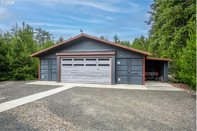 810 SW Wakeetum St, Waldport, OR 97394 - Photo 8