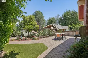 1717 SW Canby St, Portland, OR 97219 - Photo 18