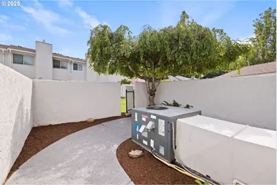 3240 NE 29th St, Gresham, OR 97030 - Photo 26