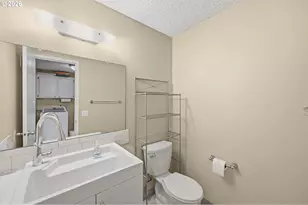 4828 SW 201st Ave, Beaverton, OR 97078 - Photo 40
