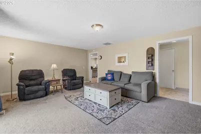4828 SW 201st Ave, Beaverton, OR 97078 - Photo 36