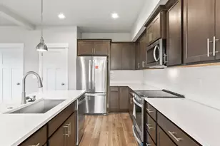 504 NE Trillium Dr, Estacada, OR 97023 - Photo 10