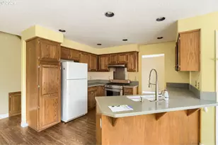 13417 Squire Dr, Oregon City, OR 97045 - Photo 8