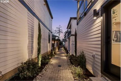 205 E Ave, Lake Oswego, OR 97034 - Photo 4