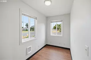 485 N Main St, Mount Angel, OR 97362 - Photo 14