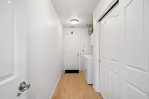 3785 Dove Ln, Eugene, OR 97402 - Photo 20