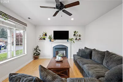 3785 Dove Ln, Eugene, OR 97402 - Photo 6