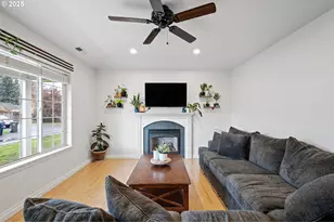 3785 Dove Ln, Eugene, OR 97402 - Photo 6