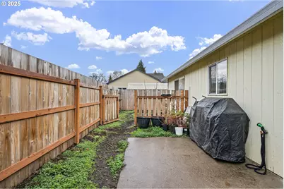 3785 Dove Ln, Eugene, OR 97402 - Photo 38