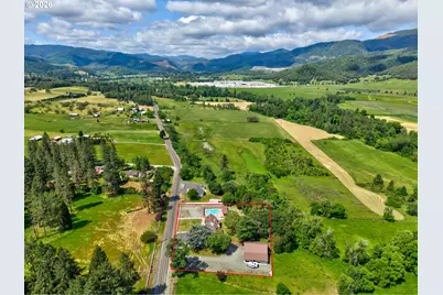 1631 Glenbrook Loop Rd, Riddle, OR 97469 - Photo 8