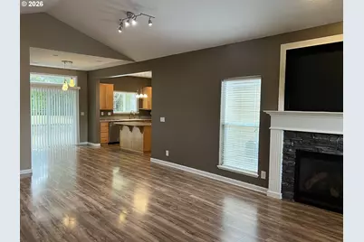 777 Eisenhower Dr NW, Salem, OR 97304 - Photo 8