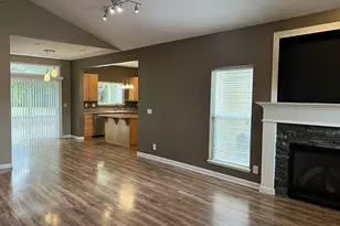 777 Eisenhower Dr NW, Salem, OR 97304 - Photo 8