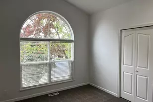777 Eisenhower Dr NW, Salem, OR 97304 - Photo 14