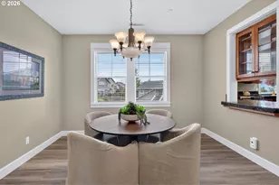 10258 SE Bristol Ct, Portland, OR 97086 - Photo 8
