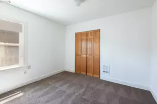 108 NW Dogwood Ave, Redmond, OR 97756 - Photo 16