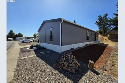 231 Owyhee Ln, Roseburg, OR 97471 - Photo 30