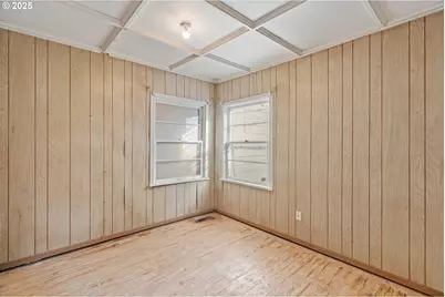 1375 SW Taylors Ferry Rd, Portland, OR 97219 - Photo 12