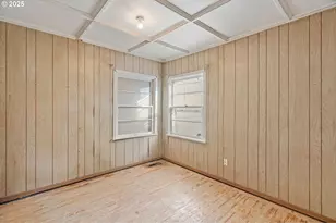 1375 SW Taylors Ferry Rd, Portland, OR 97219 - Photo 12