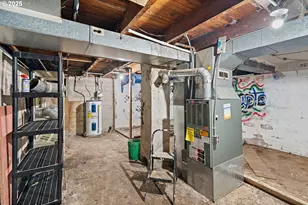 1375 SW Taylors Ferry Rd, Portland, OR 97219 - Photo 14