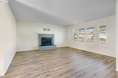 16655 SW King Charles Ave, King City, OR 97224 - Photo 6