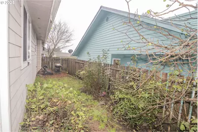 1405 View Ct, Brookings, OR 97415 - Photo 26