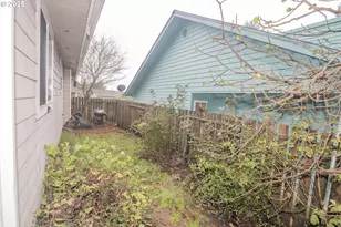 1405 View Ct, Brookings, OR 97415 - Photo 26