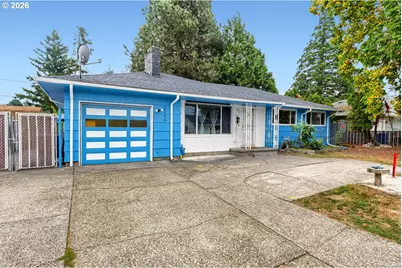 2236 SE 185th Ave, Portland, OR 97233 - Photo 2